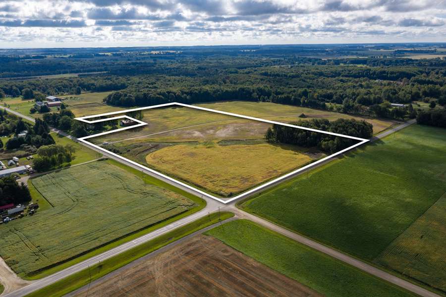 000 APPLEGATE ROAD, APPLEGATE | SANILAC COUNTY MI 19 - AVAILABLE