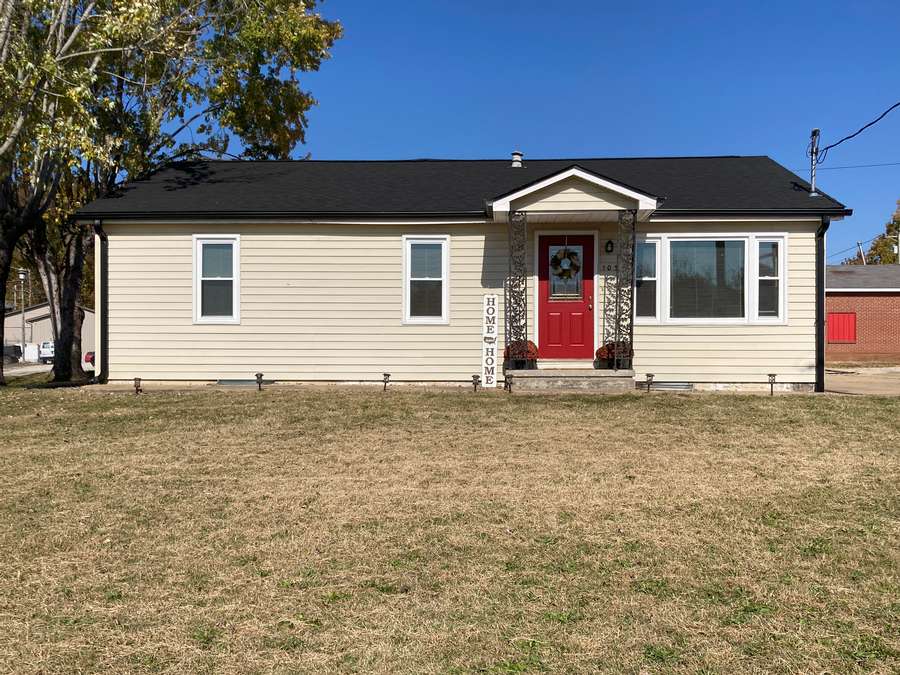 103 FRONT STREET, GREENVILLE | WAYNE COUNTY MO .2 - AVAILABLE