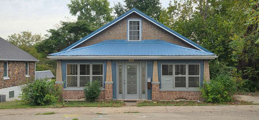 417 N. MAIN ST., IRONTON | IRON COUNTY MO .165 - SALE PENDING