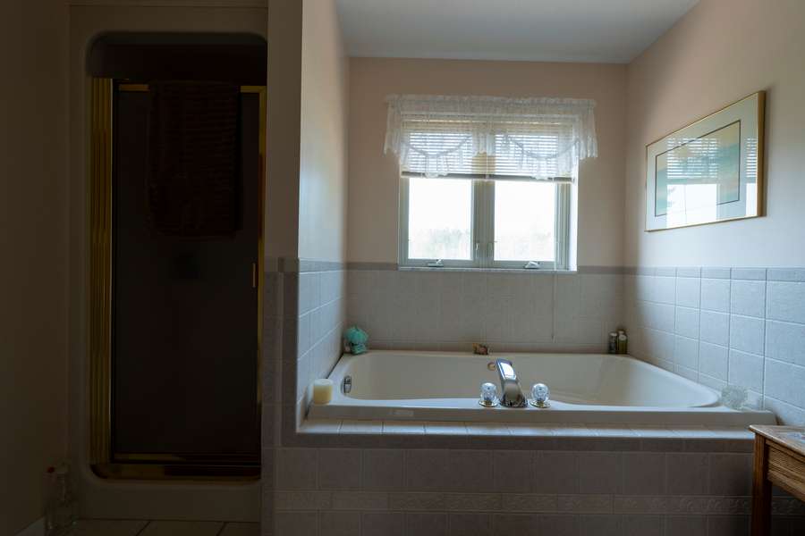 24e860.jpg