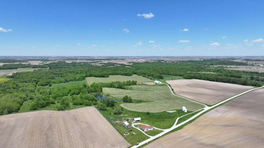 630 INA RD., INDUSTRY | MCDONOUGH COUNTY IL 204 - SALE PENDING
