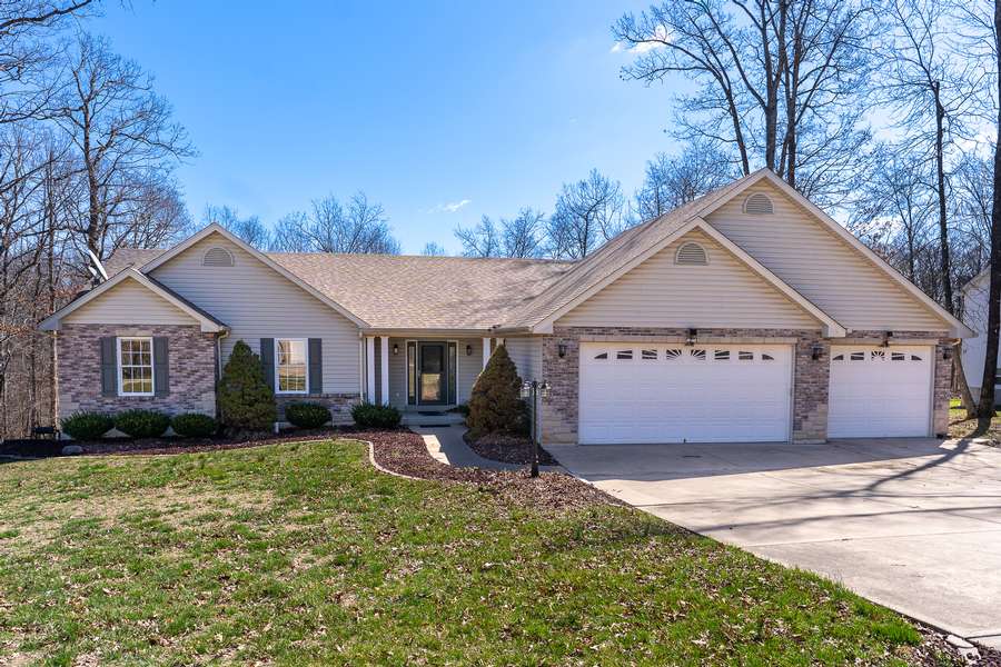 28 LACEY OAK CT, TROY | LINCOLN COUNTY MO .71...AUCTION - AVAILABLE